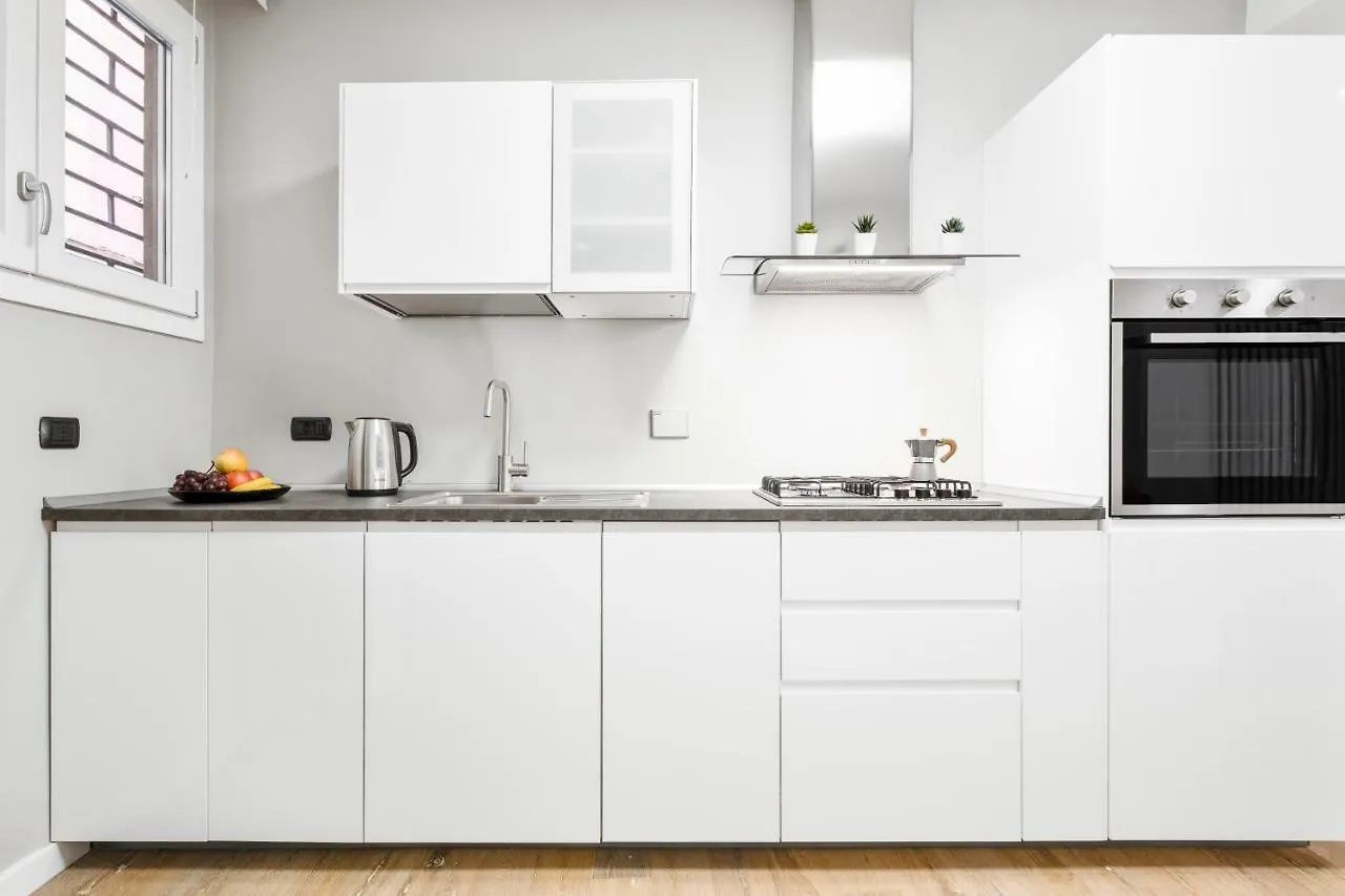 아파트 Duplex Luxurious Apt In The Heart Of 볼로냐